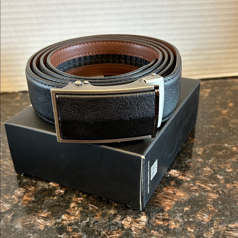 Bestkee Black Adjustable Belt - Picture 1 of 5